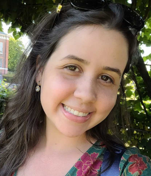 Lívia Vicente Dutra